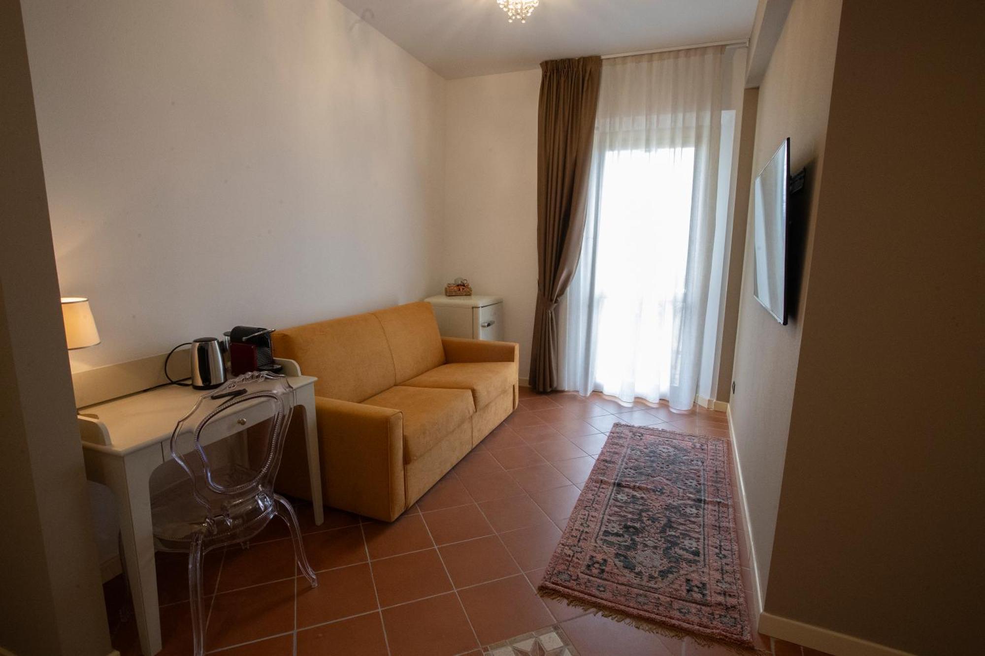 Albergo Cane Dozza Exterior photo